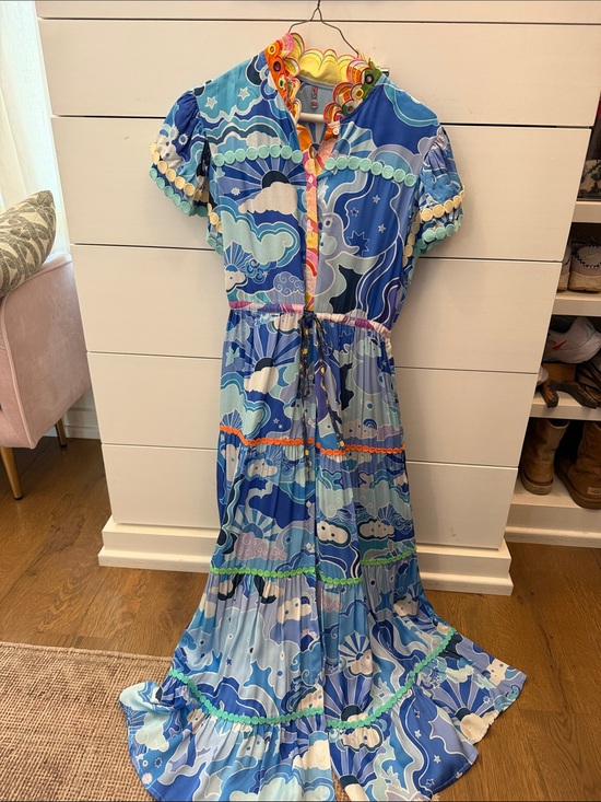 CeliaB Dresses & Skirts - CeliaB Blue Multi-Print Puff Sleeve Maxi Dress with Scallop Trim